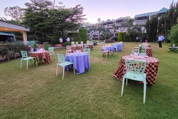 hummingbird-resorts-mount-abu-restaurant11